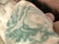 Brazilian latina gets close in sexy scene