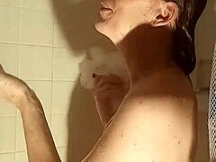 ROXANNEANDXANDER SHOWER TIME! Wet shaved pussy!