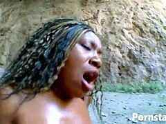 Interracial threesome: nancy hot and naomi lionness suck and fuck 😍