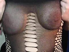 I luv kyra hellfire's natrual big boobs joi countdown