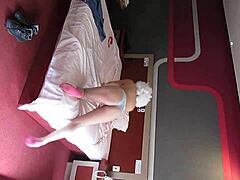 Mi Tio Me La Chupa Hasta Mojarme Toda