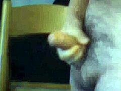 Cordoba guy shows short dick on webcam 😏