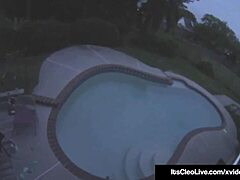 cam princess its cleo masturbates on rooftop