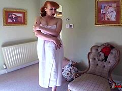 Milf Red Tests Out Lipstick With Hardcore Blowjobs