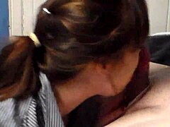 Asian amateur Mayling gives blowjob to papi.