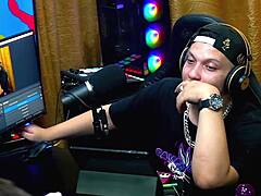 O Marido Deixou O Ruan Encher O Rab�o Dela De Tapa Ainda Os Dois Abriu Pra Mostrar O Cuzinho Dela - Havena Cep Completo No Sheer Red