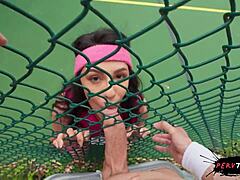 网球比赛中偷情性爱，喷水！