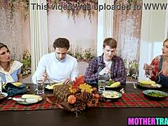 继子们交换后妈和岳母，老少四人组用大鸡巴狂干