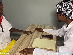 How does this ebony petite 18+ student seduce her teacher with moans right before Christmas vacation?