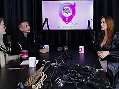 BDSM实验为钱当顺从奴跟瘾君子聊怪癖和家庭-麦莎·普拉沃女王Sheer Red