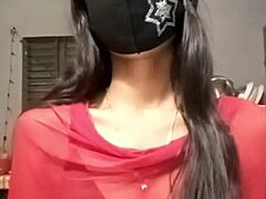 Indian girl live sex video!