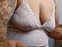 big tits babe shows athletic solo in sports gear