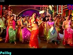 Kareena hottest navel show