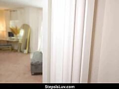 Making Her Vibrate with Angel Gostosa Austin Pierce