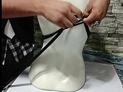 Tutorial on bdsm: how to tie breasts properly