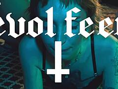 would you lick my honey feet? 😍