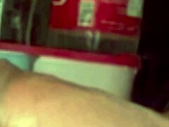 Married Woman Fills Pussy