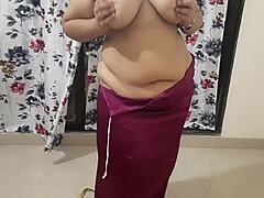 可爱18岁妹后入内射挤精吃掉