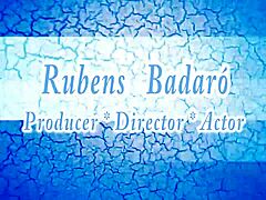 Amanda Souza records a special scene with fan Fabinho Costha