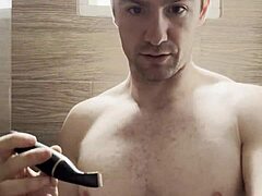 Trimming sweaty armpits after gym for photoshoot prep