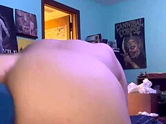 look at my gaping hole after sleeping plugged!