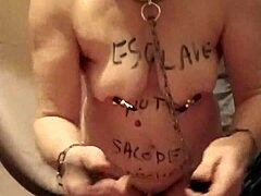 2025 02 18 esclave f autoseance ecarteur de bouche uro et coups de ceinture