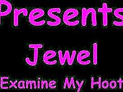 Examine Hooters Jewel