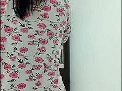 milf dances seductively