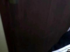 被抓双洞齐插狂操