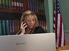 Desktop cock craving