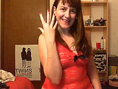 飞机杯猛撸骚逼