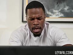 Leya Falcon Pleases Cock