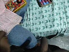 粗暴兄妹乱伦性爱 😏