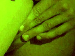 桑拿里狂舔骚屄