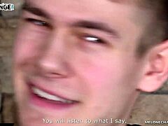 紧张新人面试露骚样