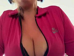 tattooed blonde gym horniness