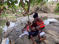 Outdoor bbw ass worship