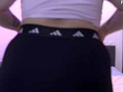 BBW MILF Masturbates