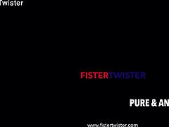 Lesbian Fisting Blonde