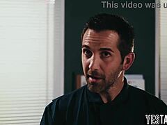 teen hairy pussy pounded