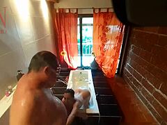 Shower Shaving Voyeur