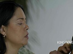 Natural Milf Pleaser