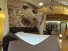 老奶奶骚逼被猛干到高潮