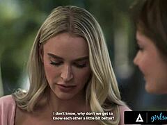 besties finger rough