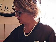 Kitchen Housewife Creampie